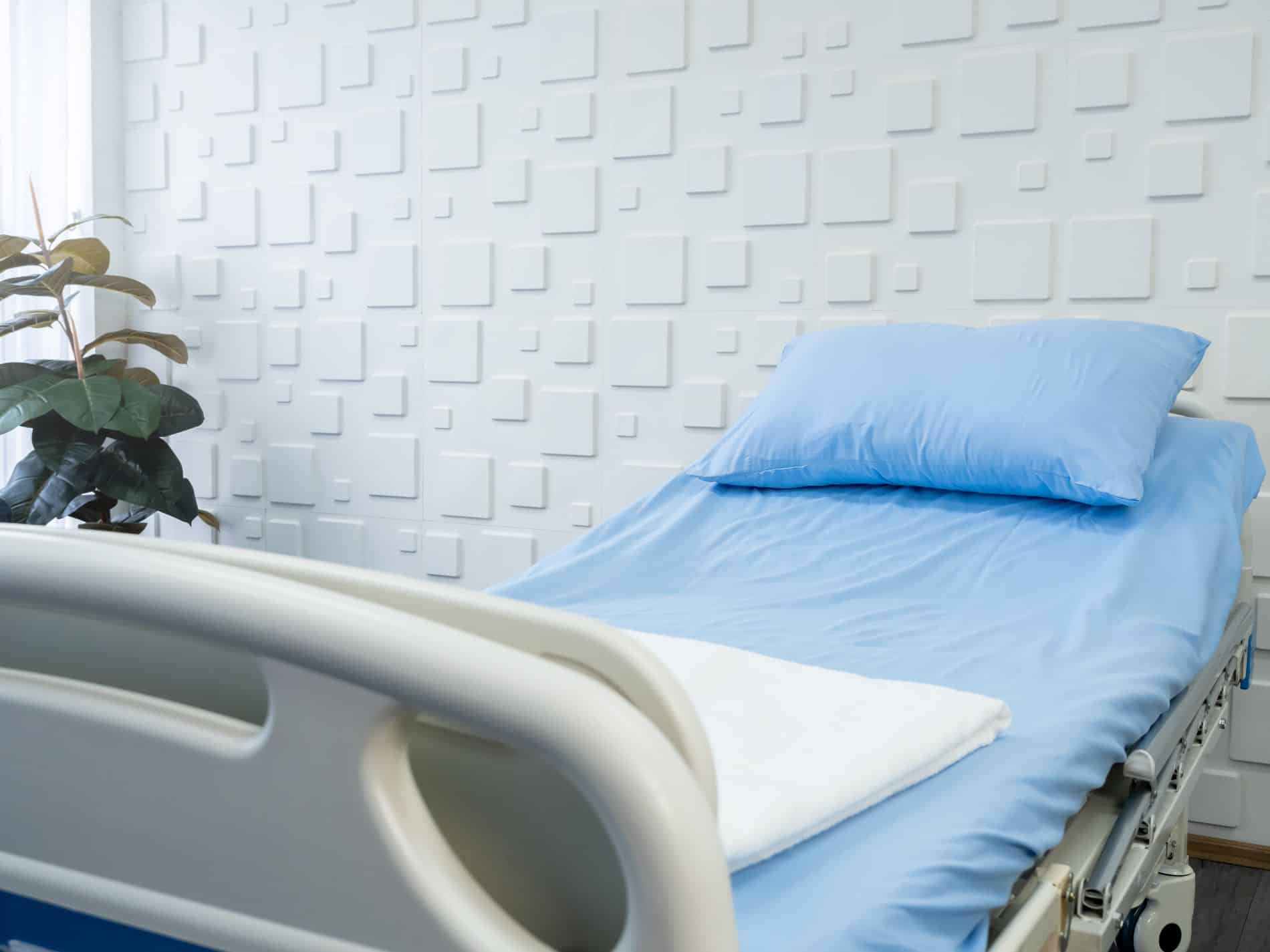 worldhealth.net - Posted by the WHN News Desk - Choosing the Right Electric Hospital Bed: Home Care vs. Clinical Settings